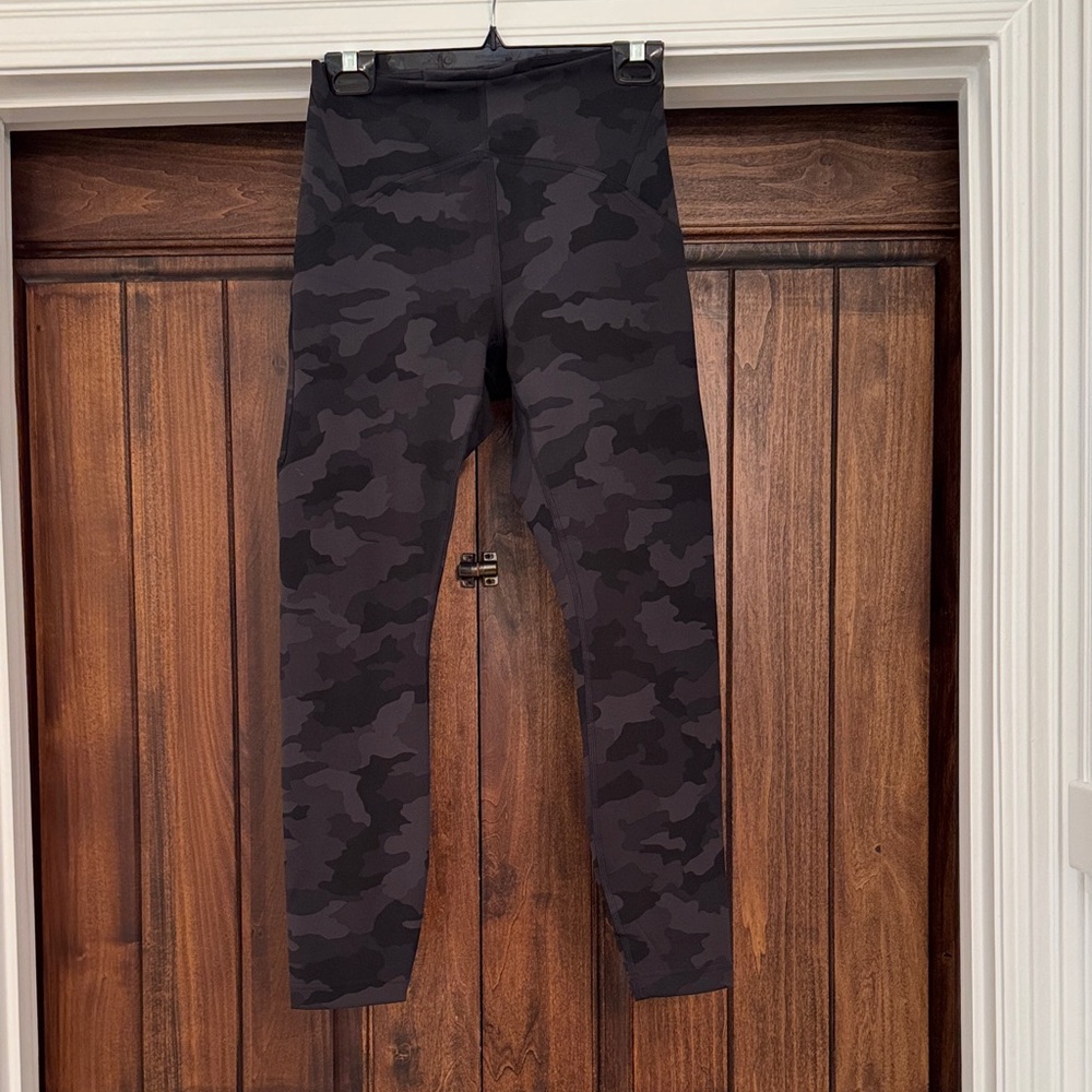 lululemon athletica InStill Black Camo Leggings 25”